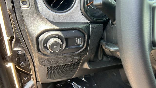 new 2025 Jeep Wrangler car, priced at $34,685