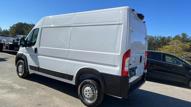 new 2024 Ram ProMaster 2500 car, priced at $46,895