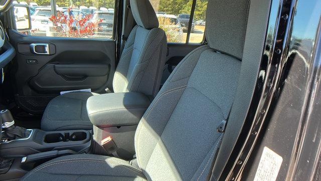 new 2026 Jeep Wrangler car, priced at $41,390