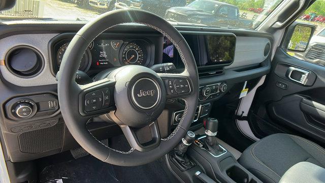 new 2025 Jeep Gladiator car, priced at $39,290