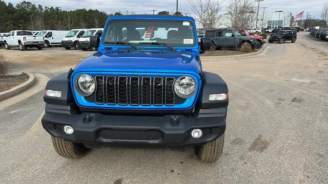 new 2025 Jeep Wrangler car, priced at $33,585