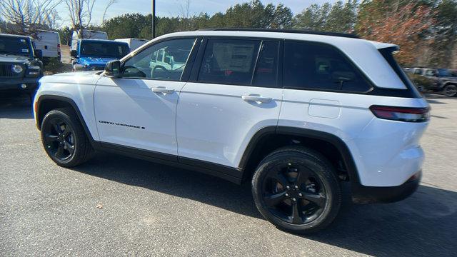 new 2025 Jeep Grand Cherokee car, priced at $44,475