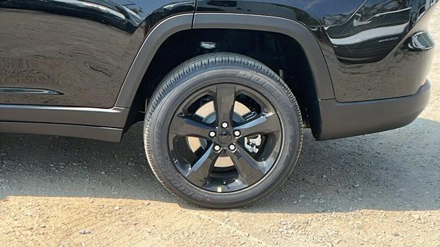 new 2025 Jeep Grand Cherokee L car, priced at $38,120