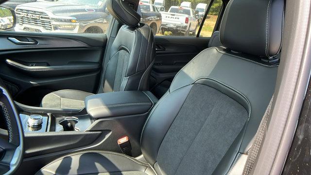 new 2025 Jeep Grand Cherokee L car, priced at $38,120