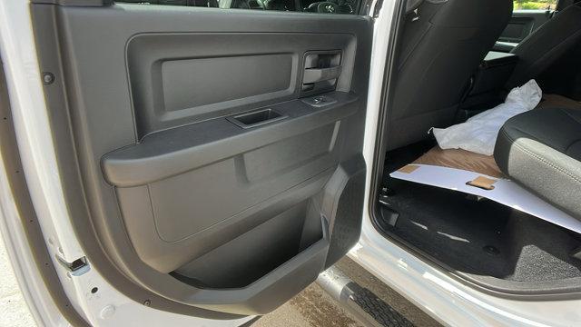 new 2025 Ram 2500 car, priced at $61,670