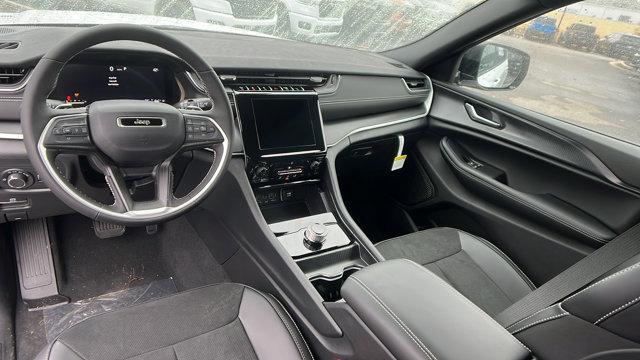 new 2025 Jeep Grand Cherokee L car, priced at $39,580