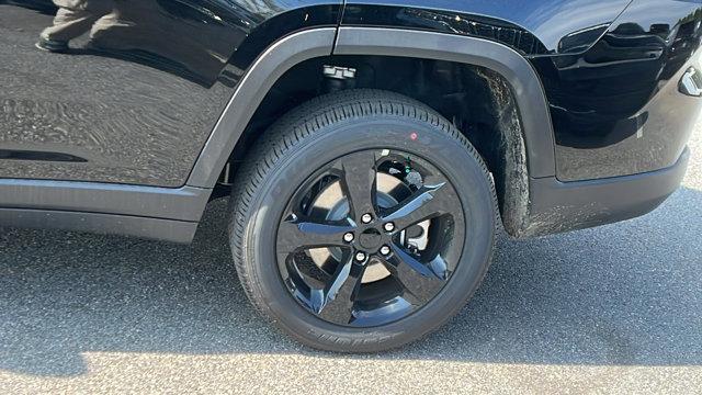 new 2025 Jeep Grand Cherokee L car, priced at $39,875