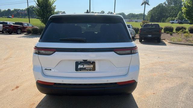 new 2025 Jeep Grand Cherokee car, priced at $39,995