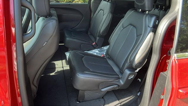 new 2025 Chrysler Pacifica car, priced at $38,999