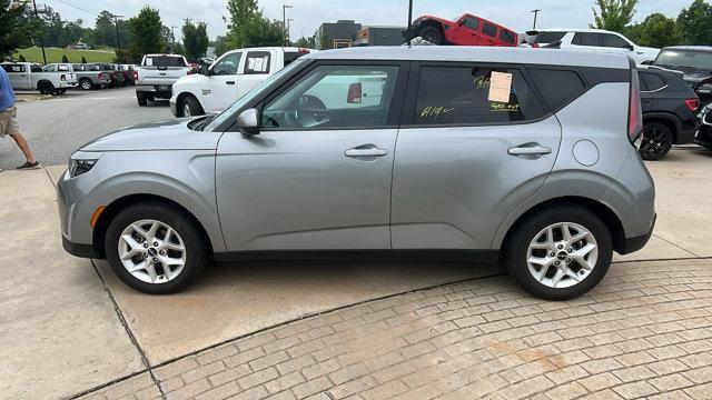 used 2024 Kia Soul car, priced at $15,995