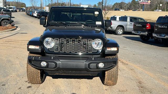 new 2025 Jeep Gladiator car, priced at $43,385