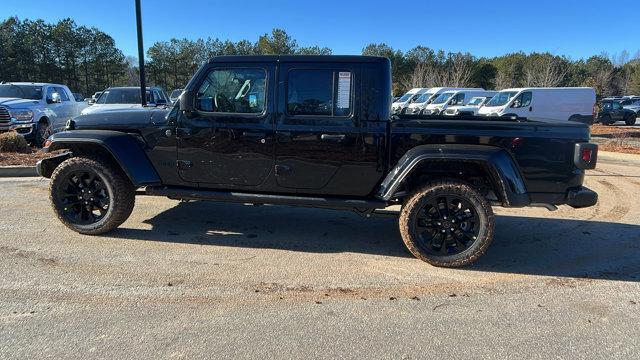 new 2025 Jeep Gladiator car, priced at $43,385