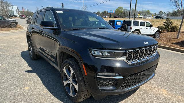 new 2024 Jeep Grand Cherokee car, priced at $52,135