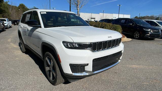 new 2025 Jeep Grand Cherokee L car, priced at $46,735