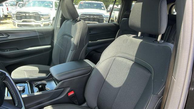 new 2025 Jeep Grand Cherokee L car, priced at $44,125