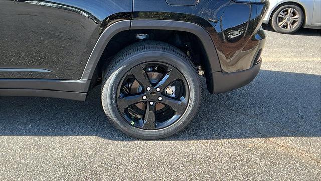 new 2025 Jeep Grand Cherokee car, priced at $49,170