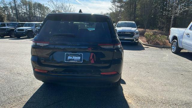 new 2025 Jeep Grand Cherokee car, priced at $49,170