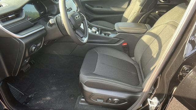 new 2025 Jeep Grand Cherokee L car, priced at $31,499