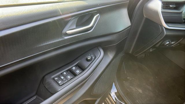 new 2025 Jeep Grand Cherokee L car, priced at $31,499