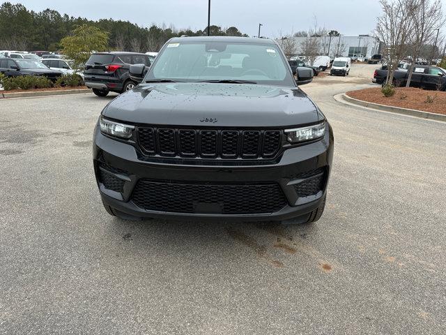 new 2025 Jeep Grand Cherokee car, priced at $49,170