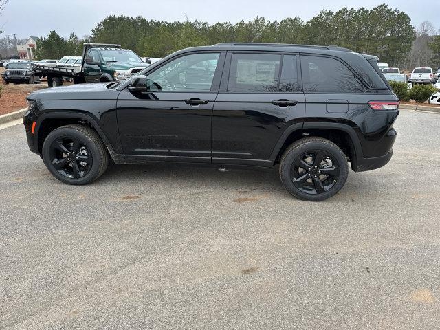 new 2025 Jeep Grand Cherokee car, priced at $49,170