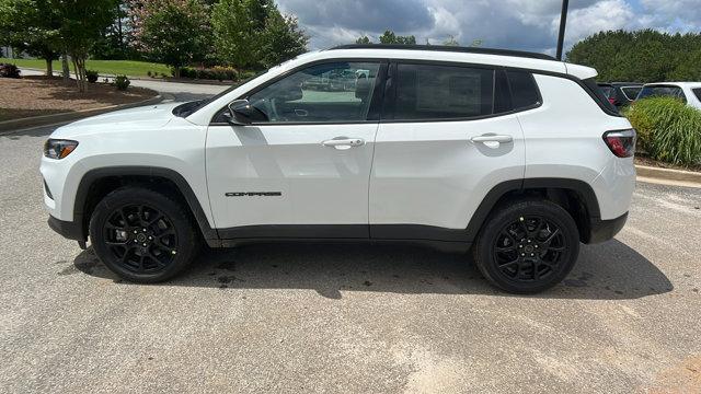 new 2025 Jeep Compass car, priced at $32,160