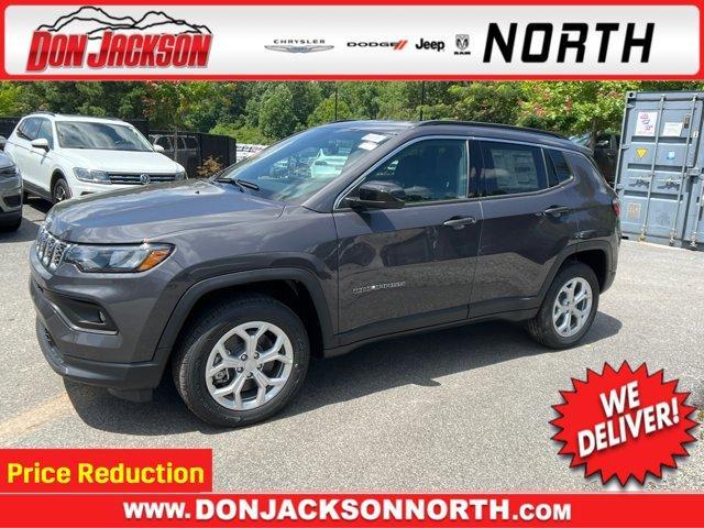 new 2024 Jeep Compass car, priced at $25,995