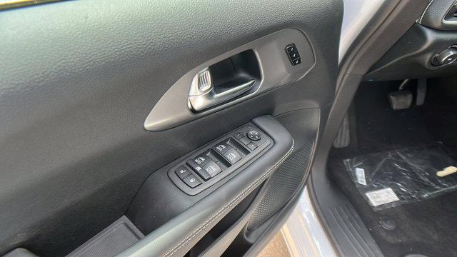 new 2025 Chrysler Pacifica car, priced at $39,995