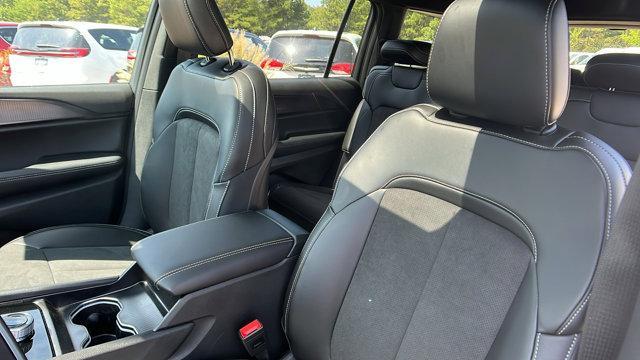 new 2025 Jeep Grand Cherokee L car, priced at $36,995