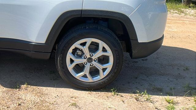 new 2025 Jeep Compass car, priced at $28,895
