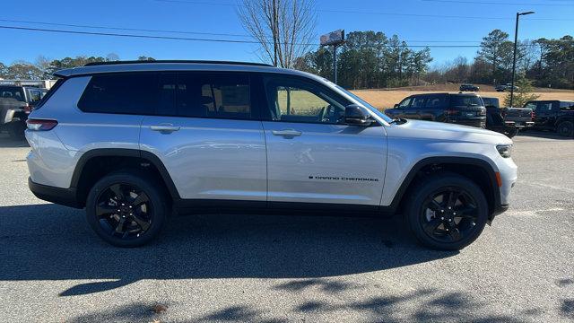 new 2025 Jeep Grand Cherokee L car, priced at $50,175