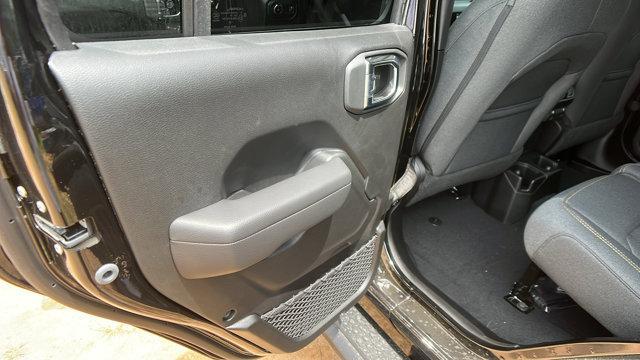 new 2025 Jeep Wrangler car, priced at $41,995