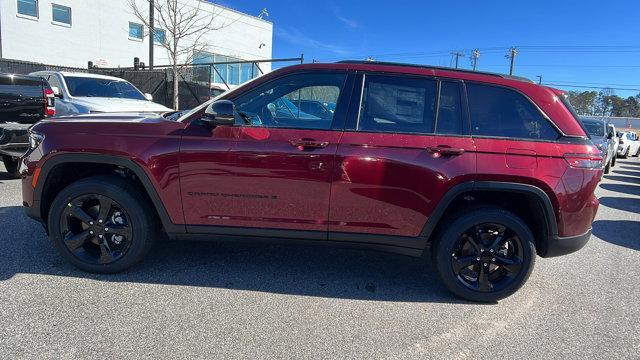 new 2024 Jeep Grand Cherokee car, priced at $41,175