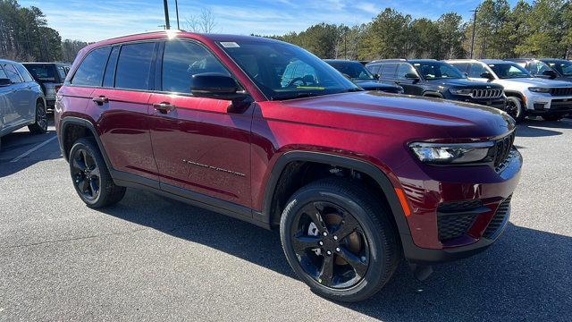 new 2024 Jeep Grand Cherokee car, priced at $41,175