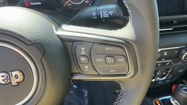 new 2025 Jeep Gladiator car, priced at $47,180