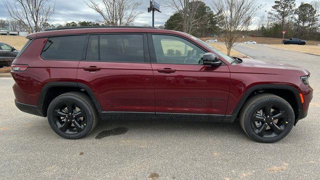 new 2025 Jeep Grand Cherokee L car, priced at $42,170
