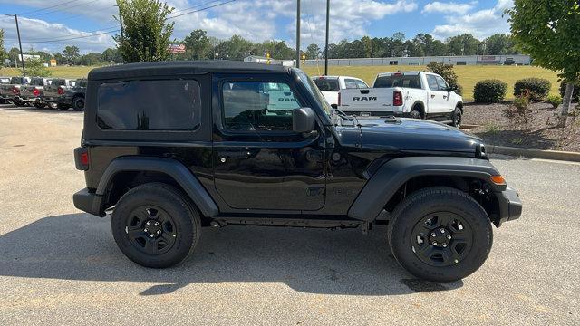 new 2026 Jeep Wrangler car, priced at $33,665