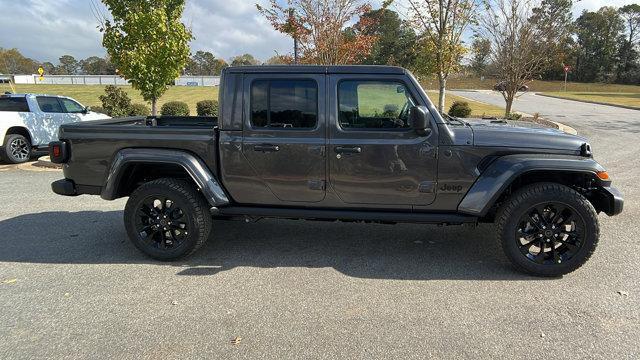 new 2025 Jeep Gladiator car, priced at $39,995