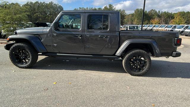 new 2025 Jeep Gladiator car, priced at $39,995