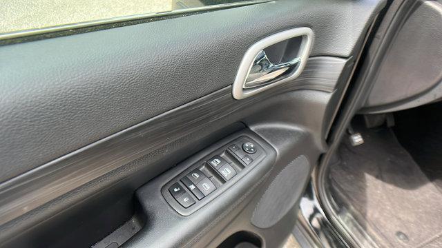 used 2022 Jeep Grand Cherokee WK car, priced at $27,995