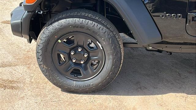new 2025 Jeep Wrangler car, priced at $40,795