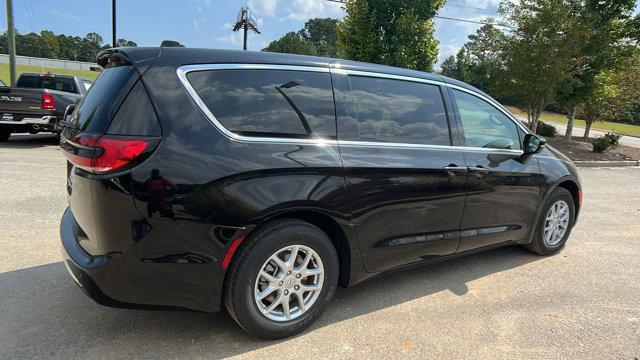 new 2026 Chrysler Pacifica car, priced at $38,995