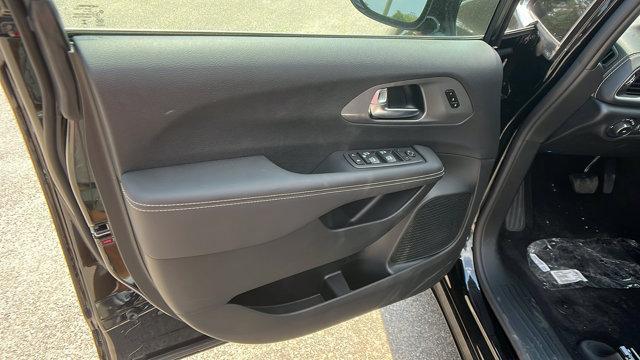 new 2026 Chrysler Pacifica car, priced at $38,995