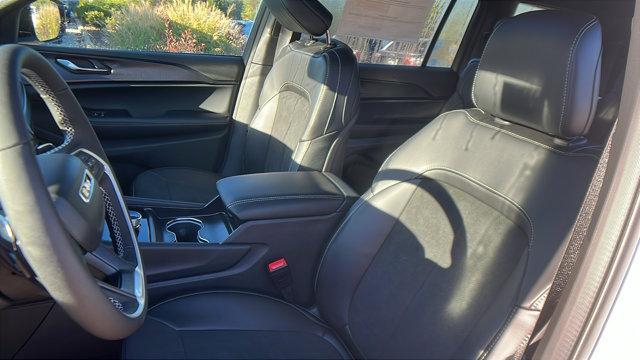 new 2025 Jeep Grand Cherokee L car, priced at $39,699