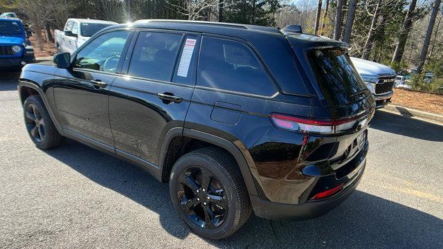 new 2025 Jeep Grand Cherokee car, priced at $43,170