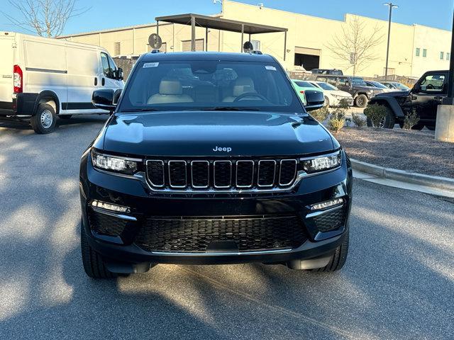 new 2025 Jeep Grand Cherokee car, priced at $48,950