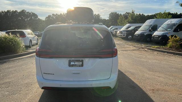 new 2025 Chrysler Pacifica car, priced at $47,650