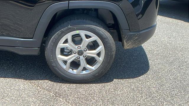 new 2025 Jeep Compass car, priced at $25,260
