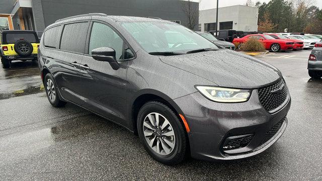 used 2021 Chrysler Pacifica car, priced at $24,995