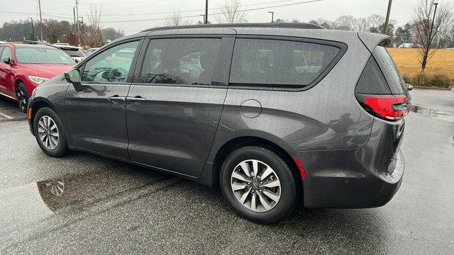 used 2021 Chrysler Pacifica car, priced at $24,995